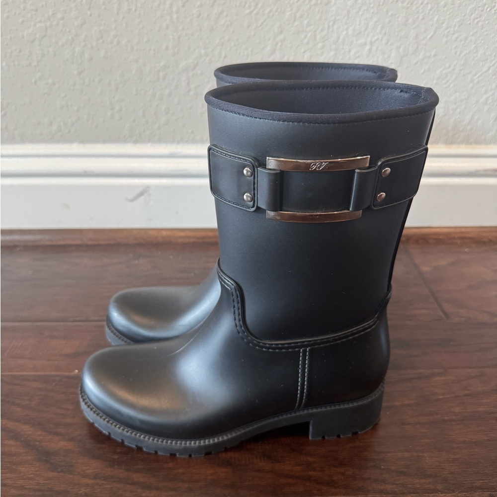 Roger Vivier Buckle Rain Boots Rubber Black(size 6.5)